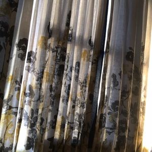 Meet your Posher, Rachida